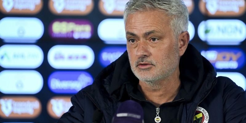 José Mourinho rất giỏi "đọc" tâm lý 